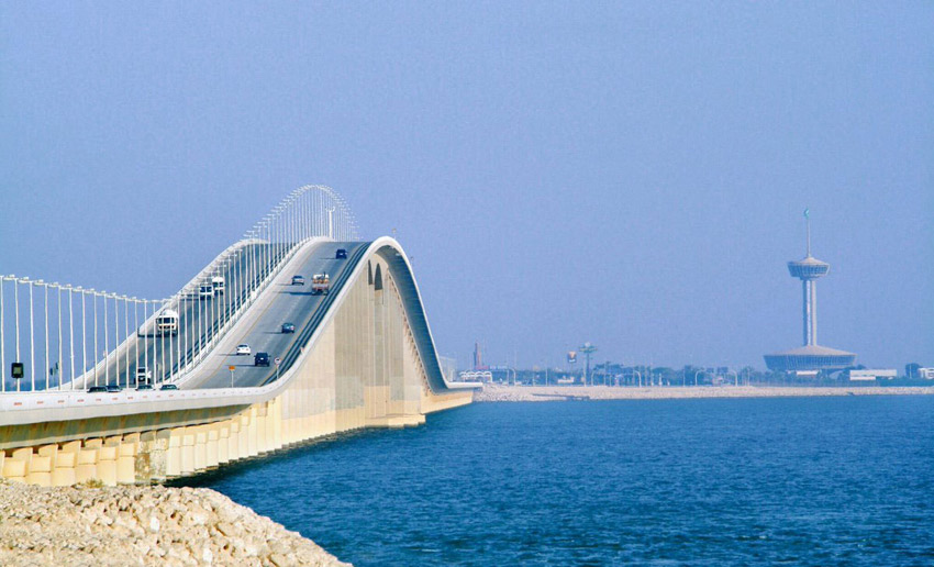 المديرية العامة للجوازات تطلق خدمة ضخمة  في منفذ جسر الملك فهد