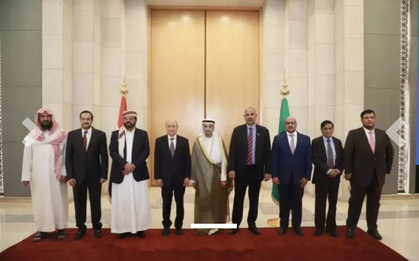 طارق صالح يفجر خلافات جديدة في مجلس الثمانية بهذا الشرط ..تفاصيل جديدة