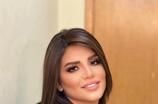  عندما سألوا الإعلامية الشهيرة سما احمد عن سببٌ هروبها من عريسها ليلة الدخلة ! .. فأجابت بكل جرأة و دون ذرة خجل !