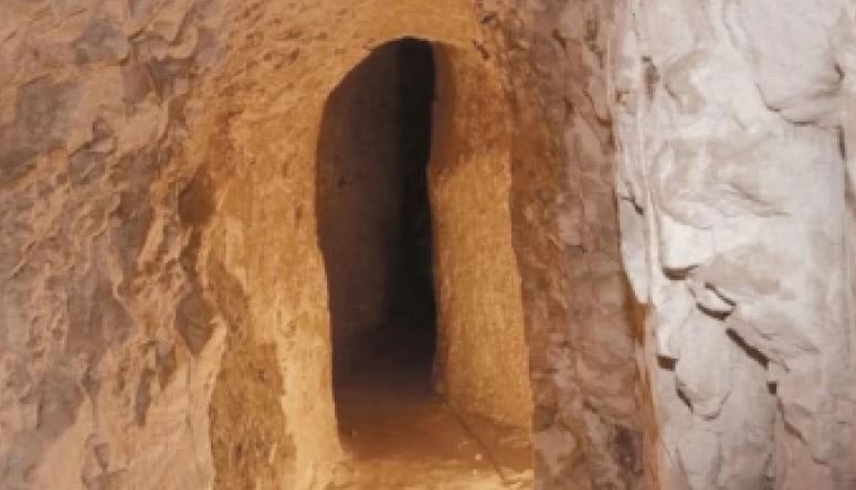 اكتشاف عجيب ادهش كل سكان الأرض : نفق قديم يربط مدينة عربية بدولة أخرى لأكثر من 1000 عام!