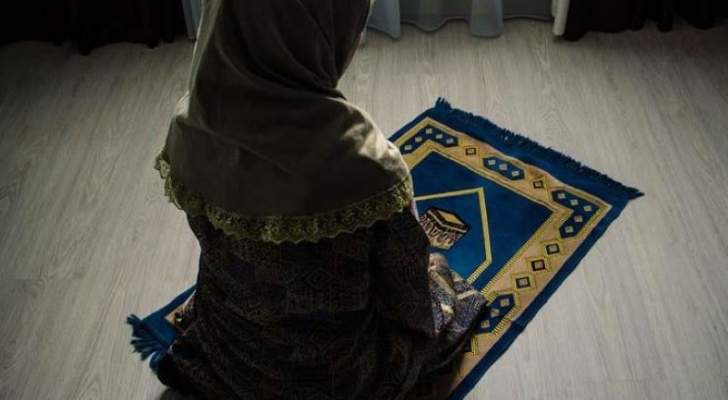 عرفت بـ«خطافة الرجالة »..أشهر فنانة مصرية أعلنت إسلامها وطلبت بحرق كل أعمالها .. والمفاجأة في امها الممثلة الشهيرة.. فمن هي ؟