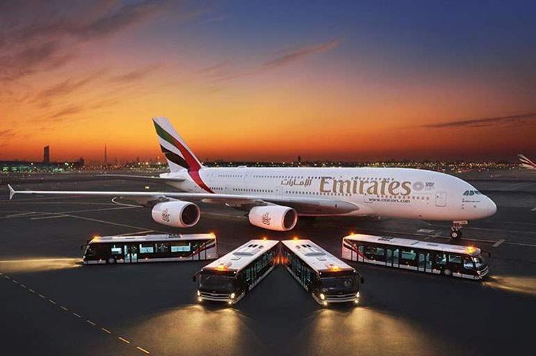 طيران الاماراتية