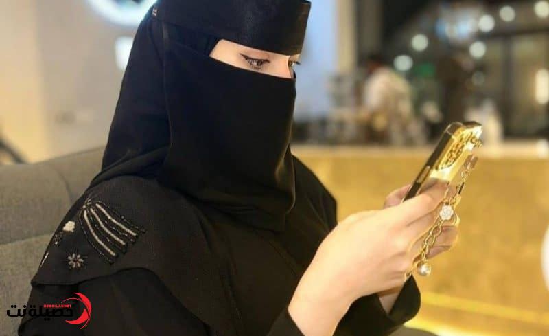 شاهد سعودية تتصدر تريند ولأول مرة في المملكة بسبب عملها في هذه المهنة الخاصة بالرجال !!