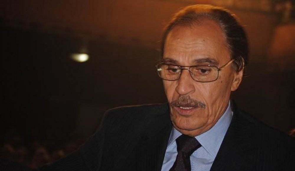 أسرار الساعات الأخيرة في حياة عزت العلايلي وتفاصيل آخر 4 مكالمات قبل أن يفارق الحياة ؟