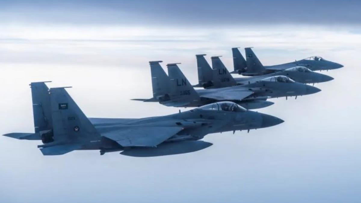 مقاتلات F-15 Eagle