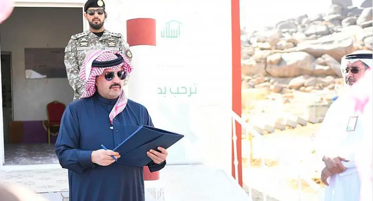 فيديو متداول لأميرسعودي يرد على امرأة قحطانية تشكو ضيق الحال يثير تفاعلا واسعا (شاهد)