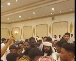 يمنيون يشعرون بالخزي بعد هذه الفضيحة المدوية في السعودية .. ما القصة ؟