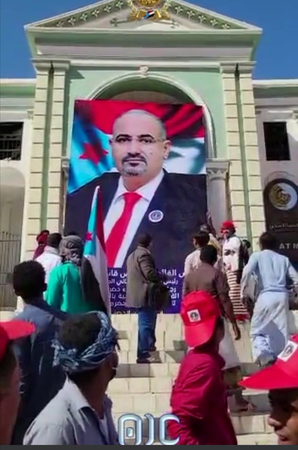 اليمن :ضربه موجعة من قبائل حضرموت لعيدروس الزبيدي.. طرد قوات الانتقالي من المحافظة وإنجاز هذه المهمة الجديدة