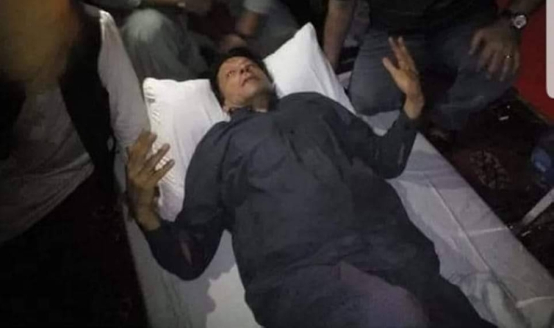 شاهد: أول صورة للشاب الذي أنقذ عمر خان من موت محقق بعد محاولة اغتياله