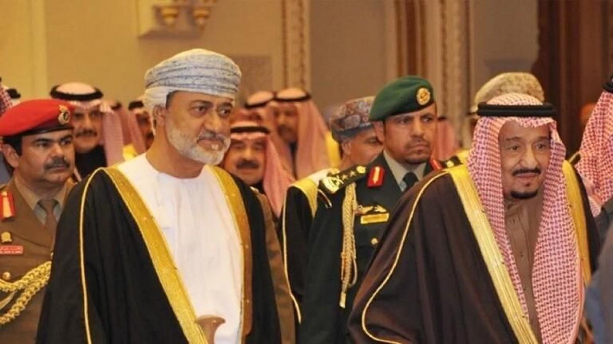 الملك سلمان والسلطان هيثم