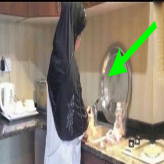 شكت في شيء : سيدة سعودية تضع كاميرا سرية لتراقب خادمتها ..وعندما دخلت الحمام كانت الصدمة المفاجأة !