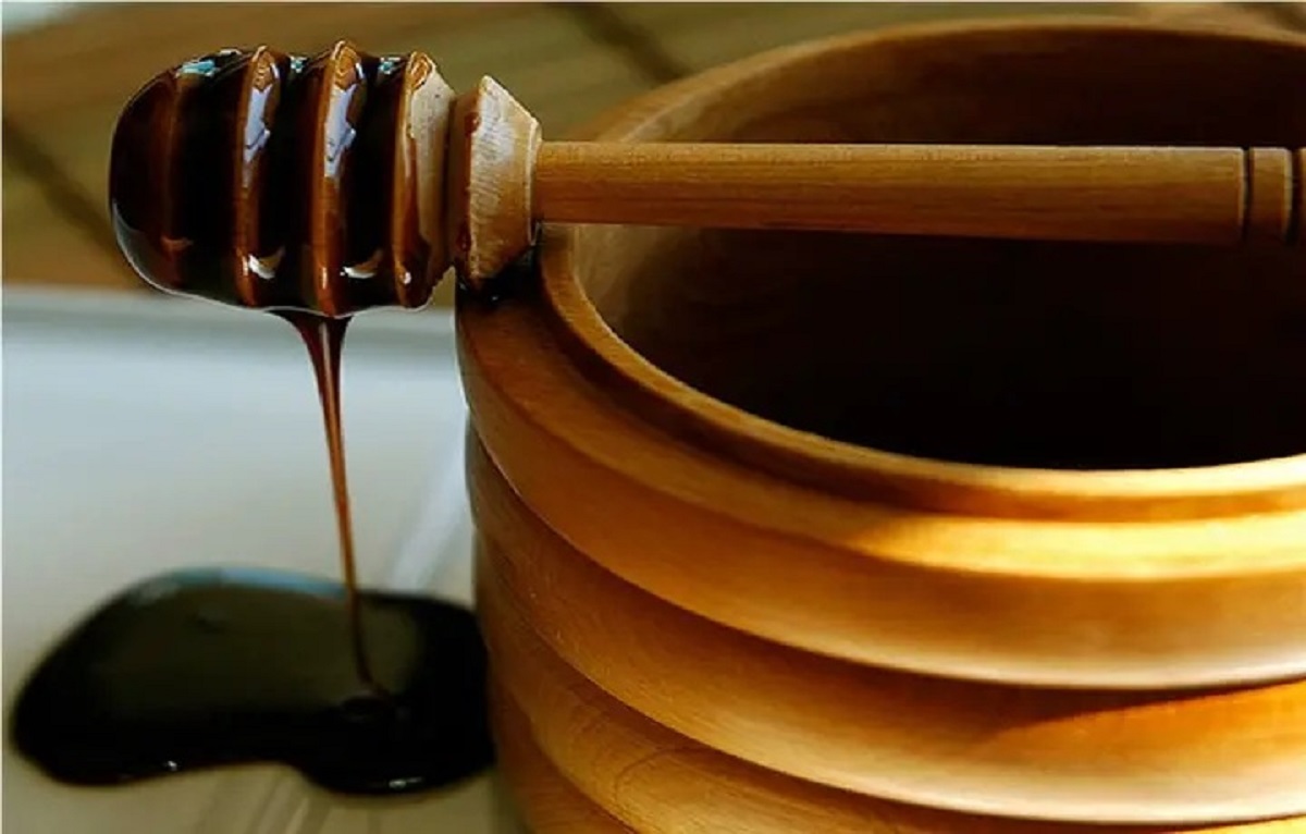 العسل الأسود