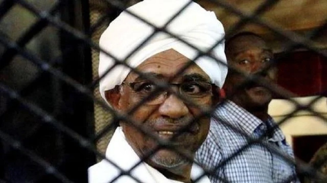 تعطيل محاكمة الرئيس السوداني السابق عمر البشير لهذا السبب الصادم!