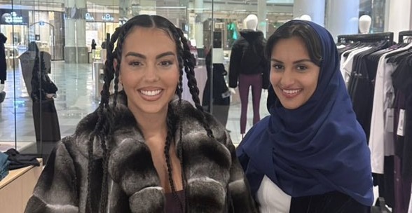  أعرف السر الذي جميع جورجينا مع الأميرة الجميلة لؤلؤة آل سعود وأحدث ضجة في السعودية !