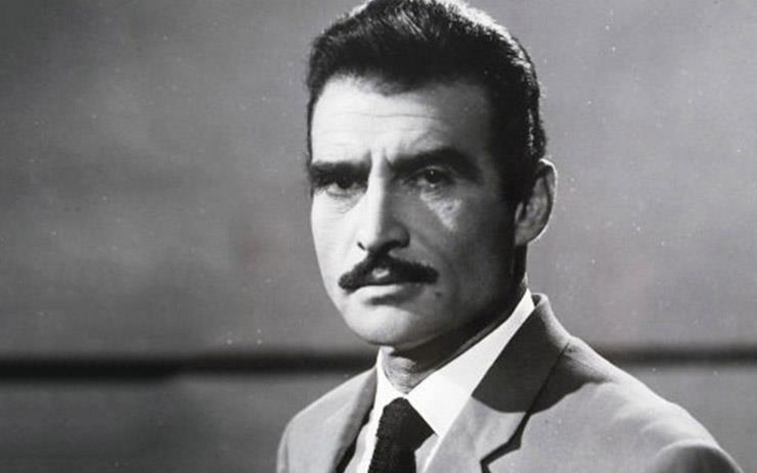 أحمد مظهر