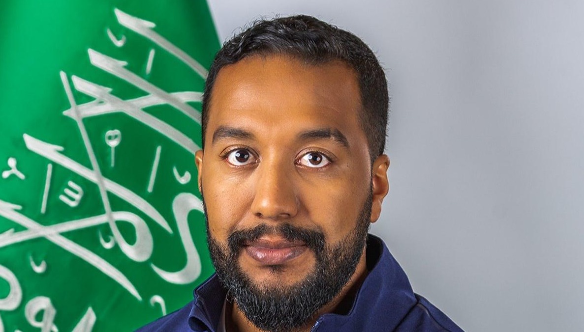 شاهد: رائد الفضاء السعودي يلتقط صور سحرية للرياض من محطة الفضاء الدولية اذهلت الجميع!! 