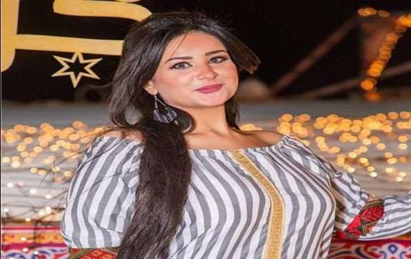 آلاء عبد العزيز