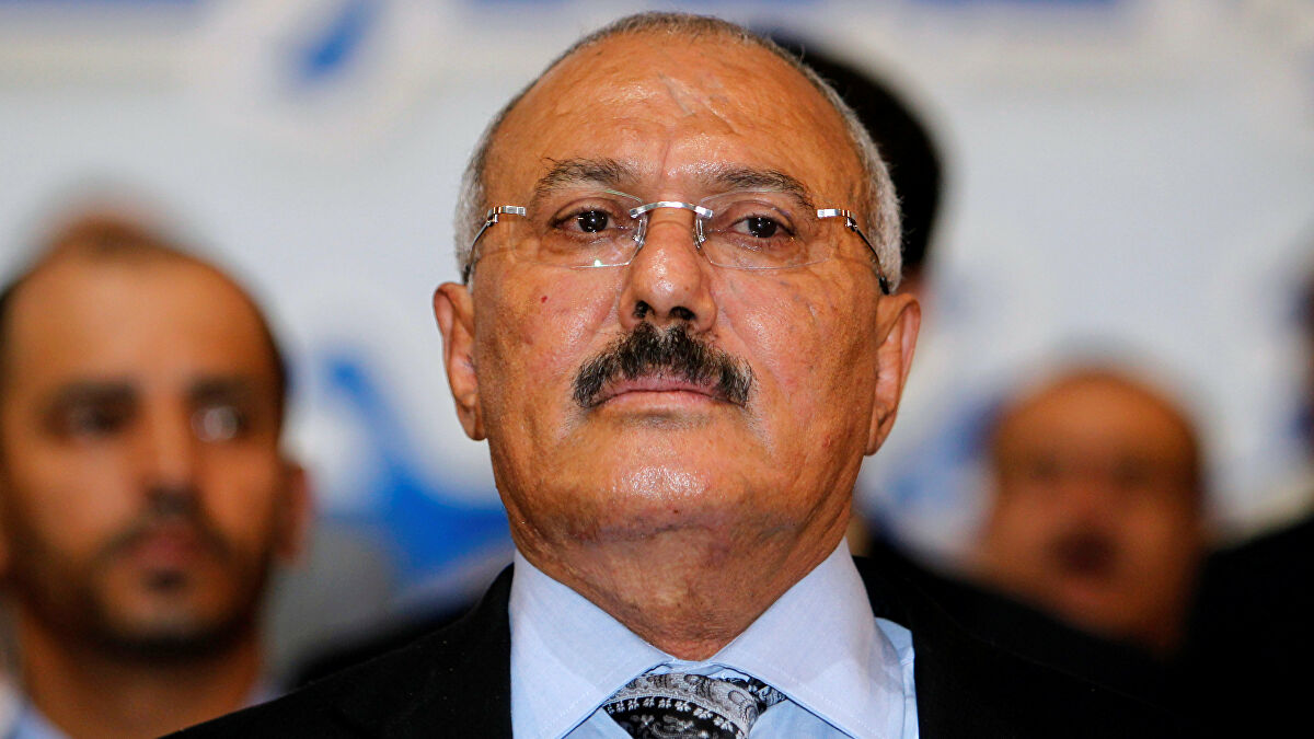 علي محسن الأحمر