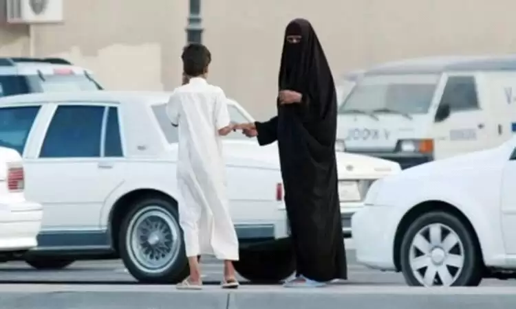 سعوديين