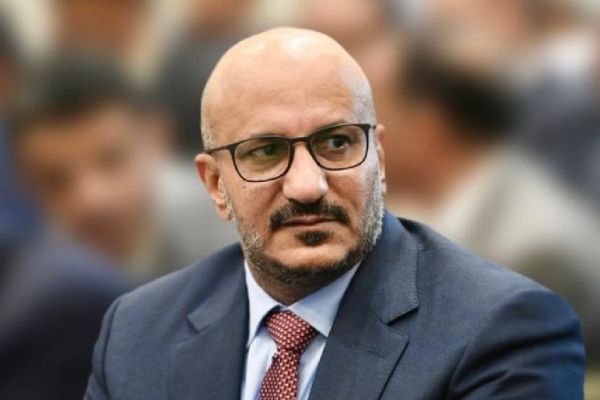 اليمن : طارق صالح يكشف عن مفاجأة صادمة في سابقة هي الأولى من نوعها..شاهد ماذا قال!