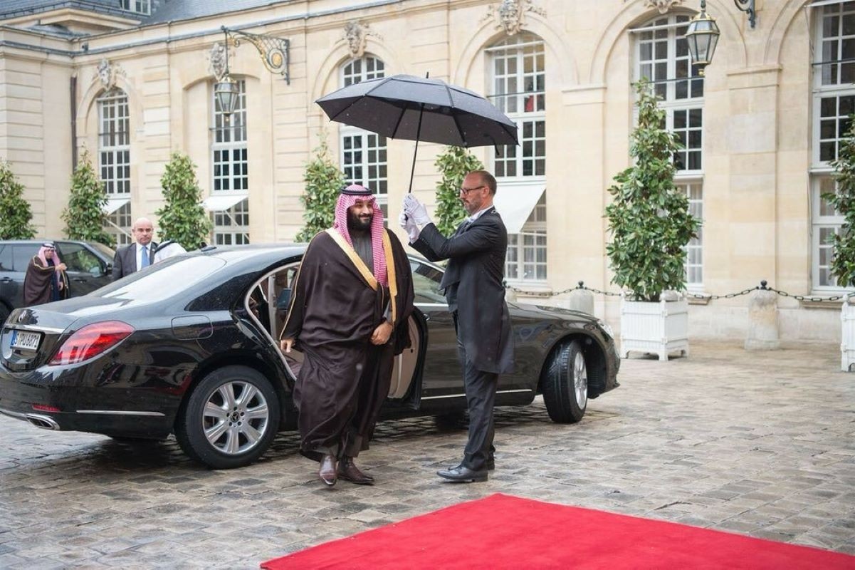 لن تتوقع نوع وسعر السيارة التي يفضلها ولي العهد السعودي محمد بن سلمان ( صور )