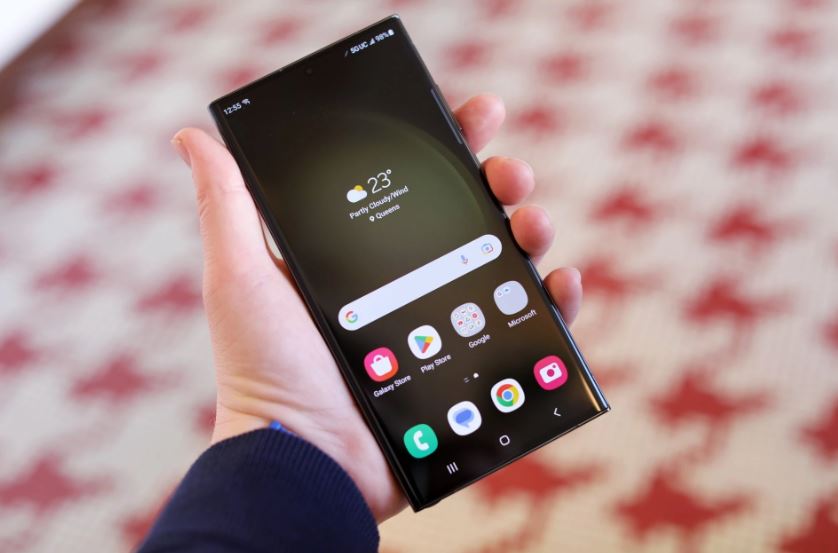 الرائد على عرش أقوى الجوالات في العالم ..سعر خيالي Samsung Galaxy S23 Ultra في السعودية 