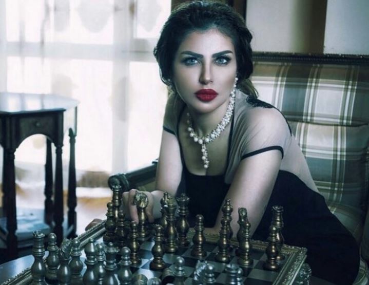 حليمة بولند 