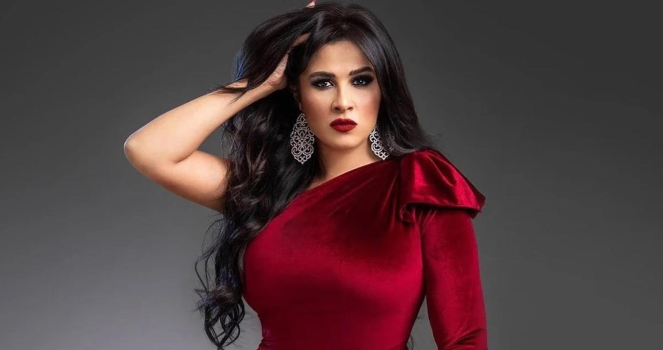 ياسمين عبدالعزيز