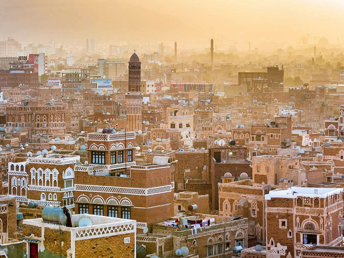  اشتباكات عنيفة تقود الى سقوط ضحايا وإصابات كبيرة في العاصمة صنعاء