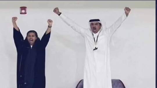 لن تصدق كيف كانت فرحة أمير قطر بتأهل المغرب التاريخي لربع نهائي المونديال..شاهد
