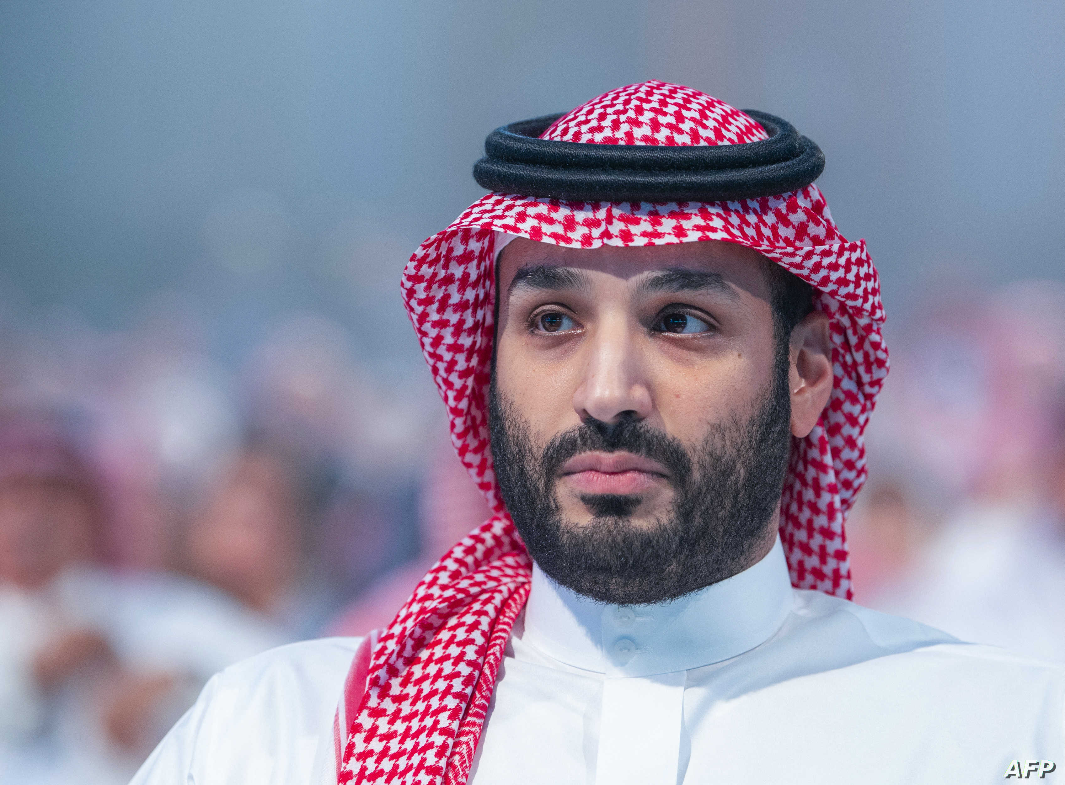 افخم قصر في الوجود.. شاهد صور مسربة من داخل قصر ولي العهد السعودي الأمير محمد بن سلمان الأفخم والأغلى في العالم!