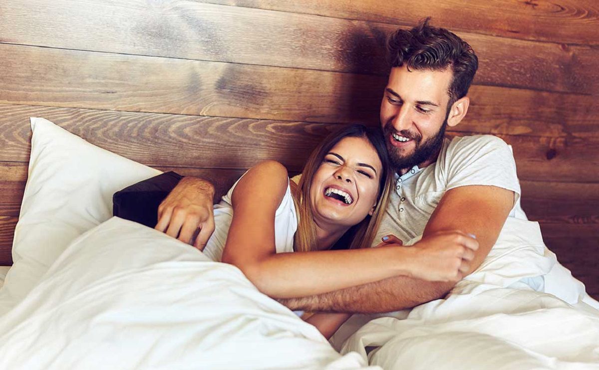 ودع الفياجرا و اجعل زوجتك تحبك للأبد .. استخدم ثلاثة مسامير قرنفل بهذه الطريقة قبل الجماع بدقائق تجعلك فحلا كالأسد في غرفة النوم .. (للأزواج فقط)
