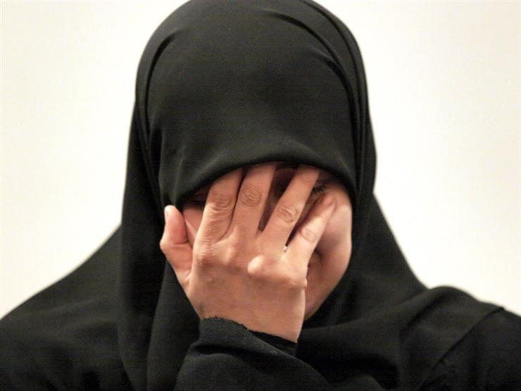 توفي زوجها ز أكتشفت أن ابنها أعتاد يضع لها المخدر كل ليلة في الطعام وعندما بحثت عن السبب .. كانت الصدمة القاتلة ؟