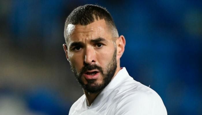 لن تصدق كم يبلغ قيمة راتب بنزيما في الاتحاد عن كل موسم يلعبه مع نادي الاتحاد السعودي!