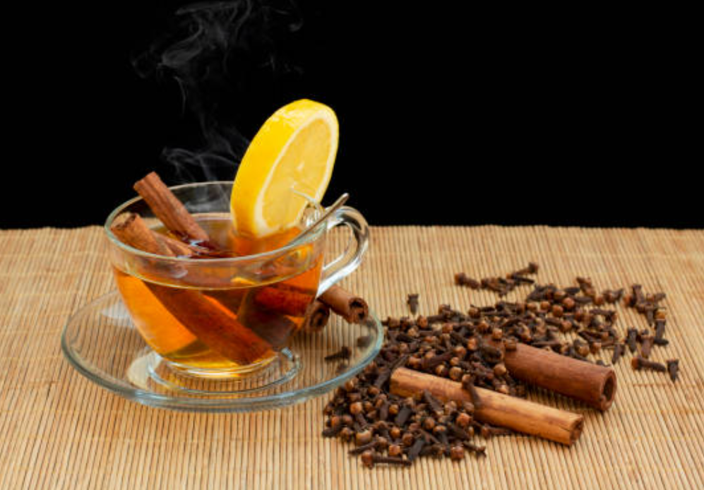قرنفل مع العسل