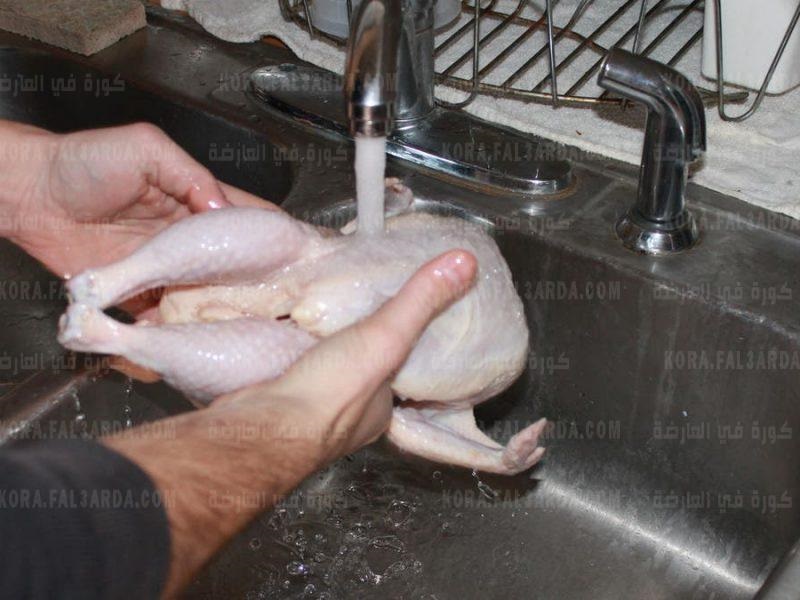 غسل الدجاج