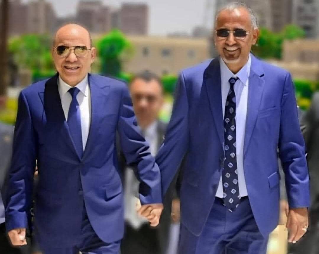 أسوأ من مصير الرئيس هادي ..مسئول حكومي يكشف معلومات خطيرة حول مخطط الانتقالي لاستهداف العليمي