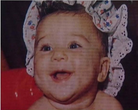 مي عزالدين 
