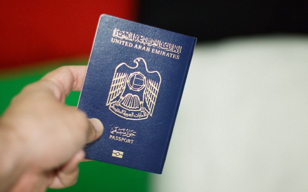 جواز سفر دولة عربية هو الأقوى في العالم يكسر الهيمنة الأوروبية بتحقيقه رقم قياسي غير متوقع !! .. (تعرف عليه)