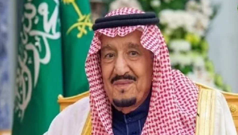 الملك سلمان يصدر قرار عاجل بشأن الشيخين ياسر الدوسري وأحمد الحذيفي