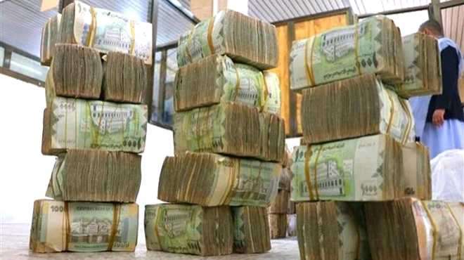 اليمن : تغير جديد لأسعار صرف العملات فاجئ الجميع في هذه اللحظات ..السعر الان 