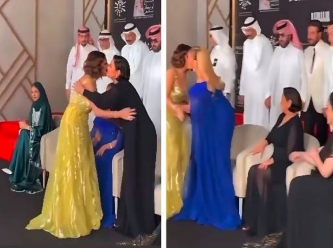  (فيديو متداول) .. أنغام تحرج الفنانة السعودية زينة عماد وتتجاهل مصافحتها والأخيرة تشتعل غضبا ..شاهد