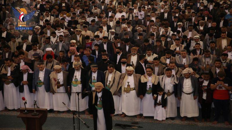 اليمن : موقف صادم  يتعرض له المشاط  في جامع الصالح بصنعاء 