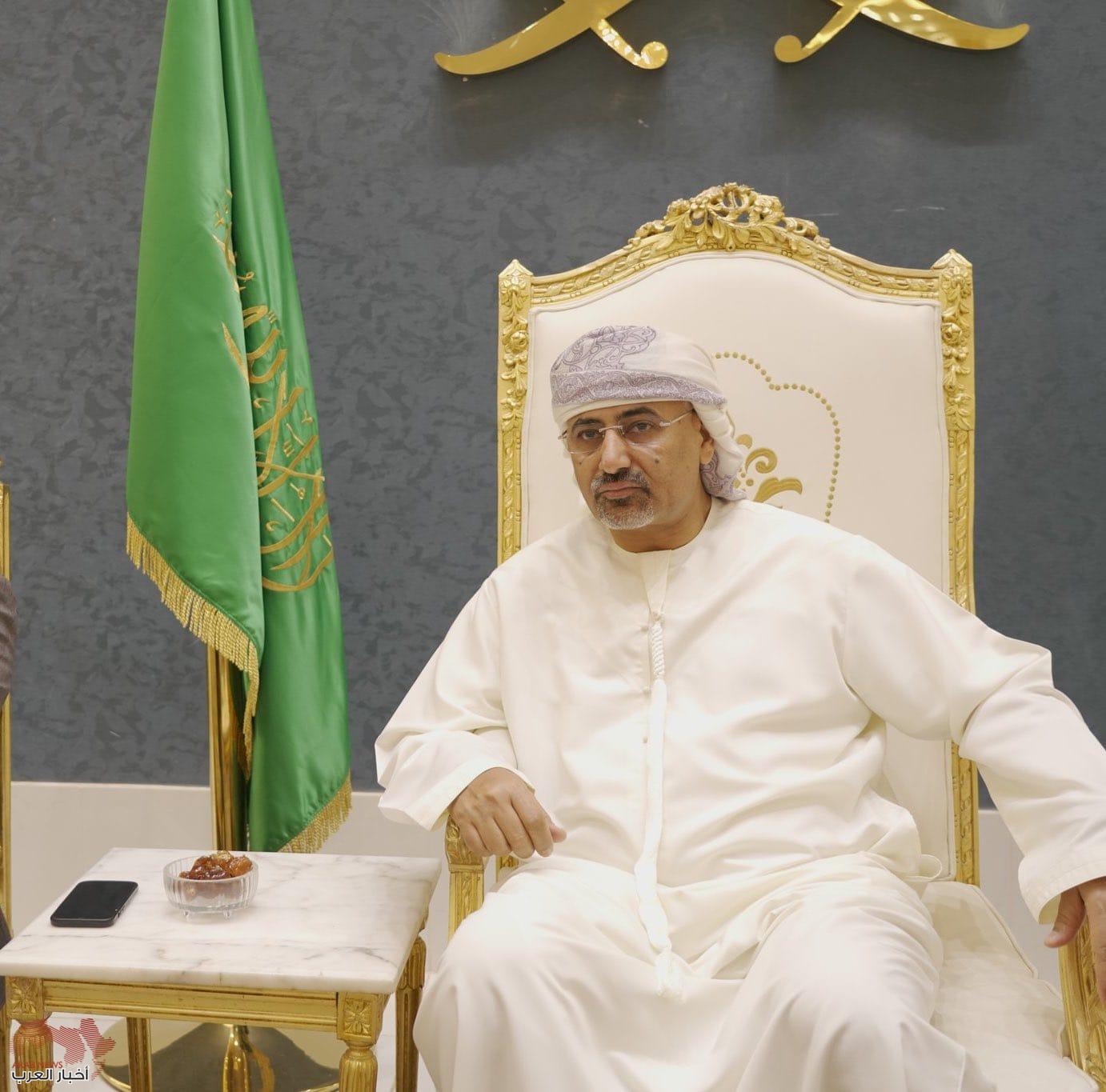 عاجل : من العاصمة السعودية الرياض .. اللواء عيدروس الزبيدي يفاجئ الإعلاميين بهذا القرار؟