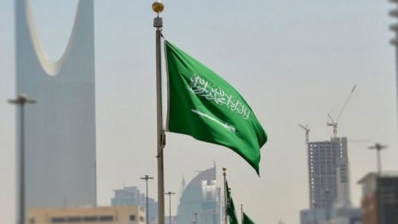 الأمير محمد بن سلمان يزف بشرى ضخمة بمنح الجنسية السعودية لهذه الفئات الجديدة!
