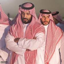 الحارس الشخصي لولي العهد السعودي الامير محمد بن سلمان يثير جدلا واسعا على منصة تويتر هذا ما وجدوه في عيناه !