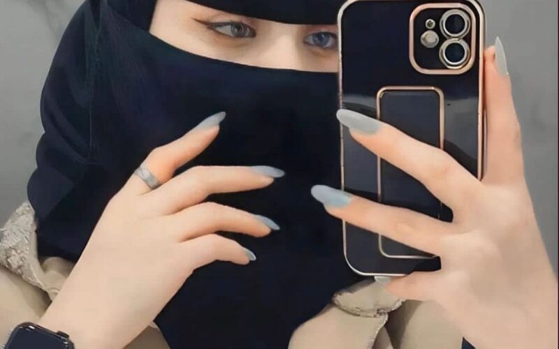 سعودية فائقة الجمال تغازل الأمير الوليد بن طلال وسط الشارع .. لن تصدق ماذا قالت وكيف رد علها؟
