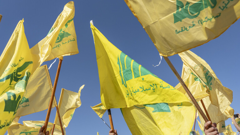 من قلب لبنان : مشارك يمني في مخيم الشباب القومي العربي  يؤكد أن تحرير فلسطين لا يبدأ بقتل اليمنيين من قبل مليشيات “حزب الله” والحوثيين”