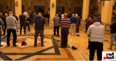 الصلاة على جنازة الدكتور نبيل فاروق