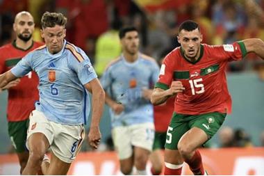 تحرك عاجل للفيفا ضد لاعبين من المغرب وترقب كبير لهذا القرار الصادم !